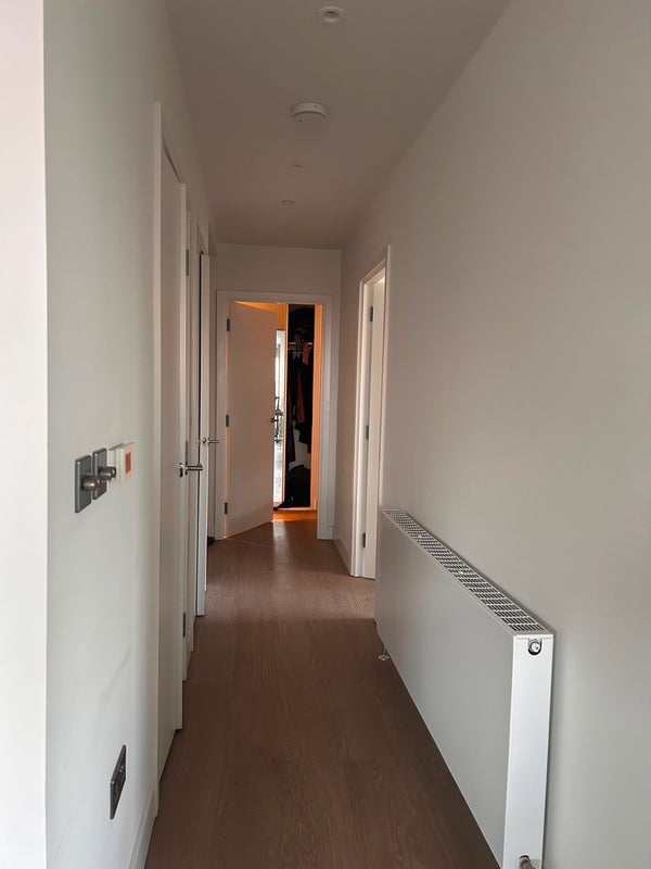 Room High Road Wembley in Greater London