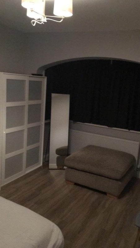 Room Greenwood Road in Greater London