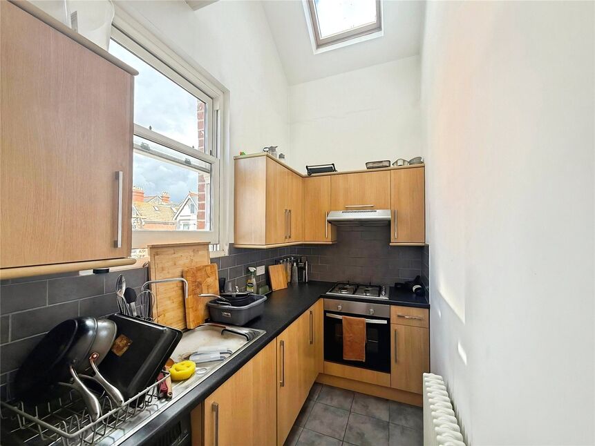 Flat Whitwell Road in Portsmouth