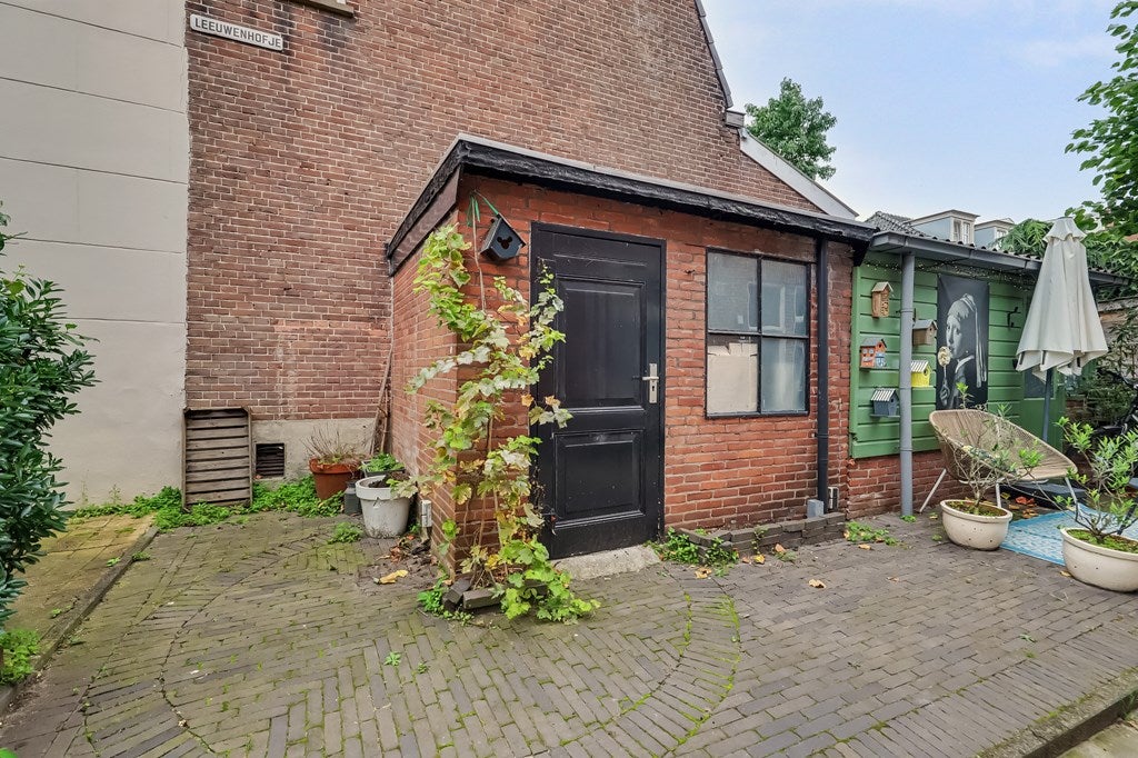 Hoekwoning te koop: Leeuwenhofje 2, Gorinchem