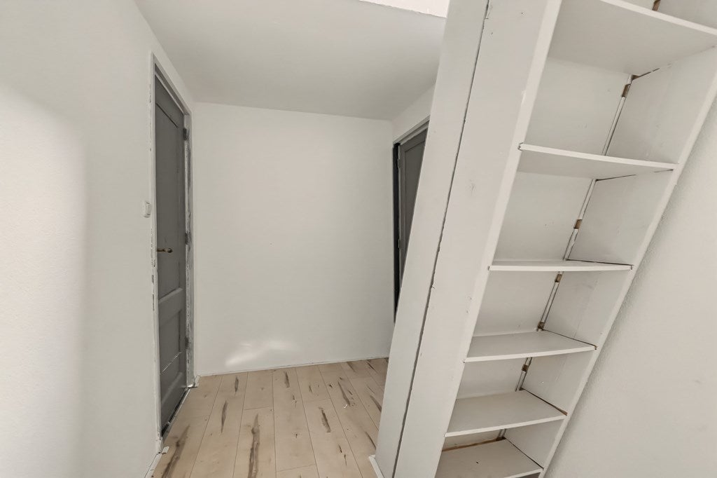 Hoekwoning te koop: Leeuwenhofje 2, Gorinchem