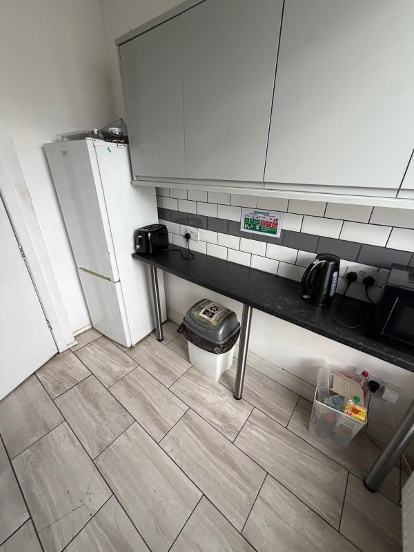 Room Arngask Road in Greater London