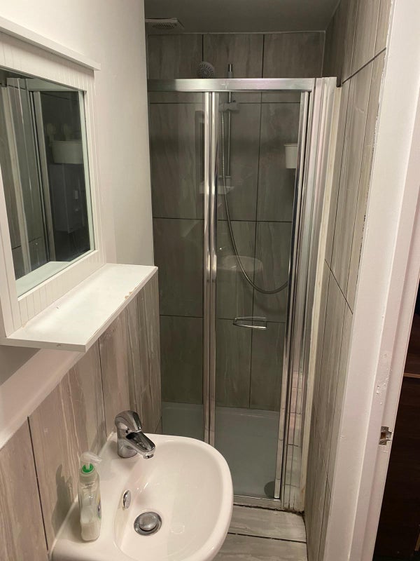 Room Arngask Road in Greater London