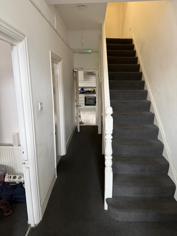Room Arngask Road in Greater London