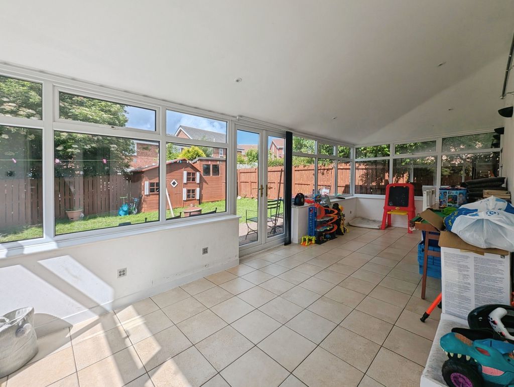 House Redewood Close in Newcastle upon Tyne