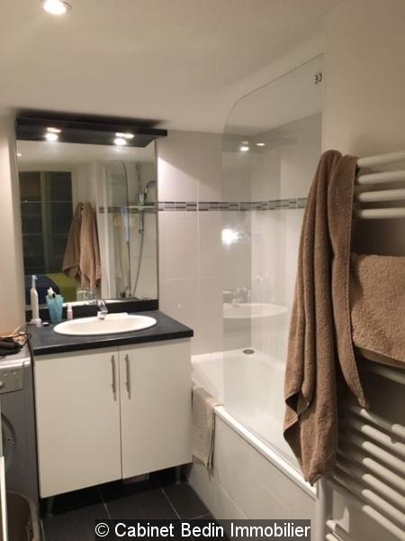 Flat Rue Camille Godard in Bordeaux