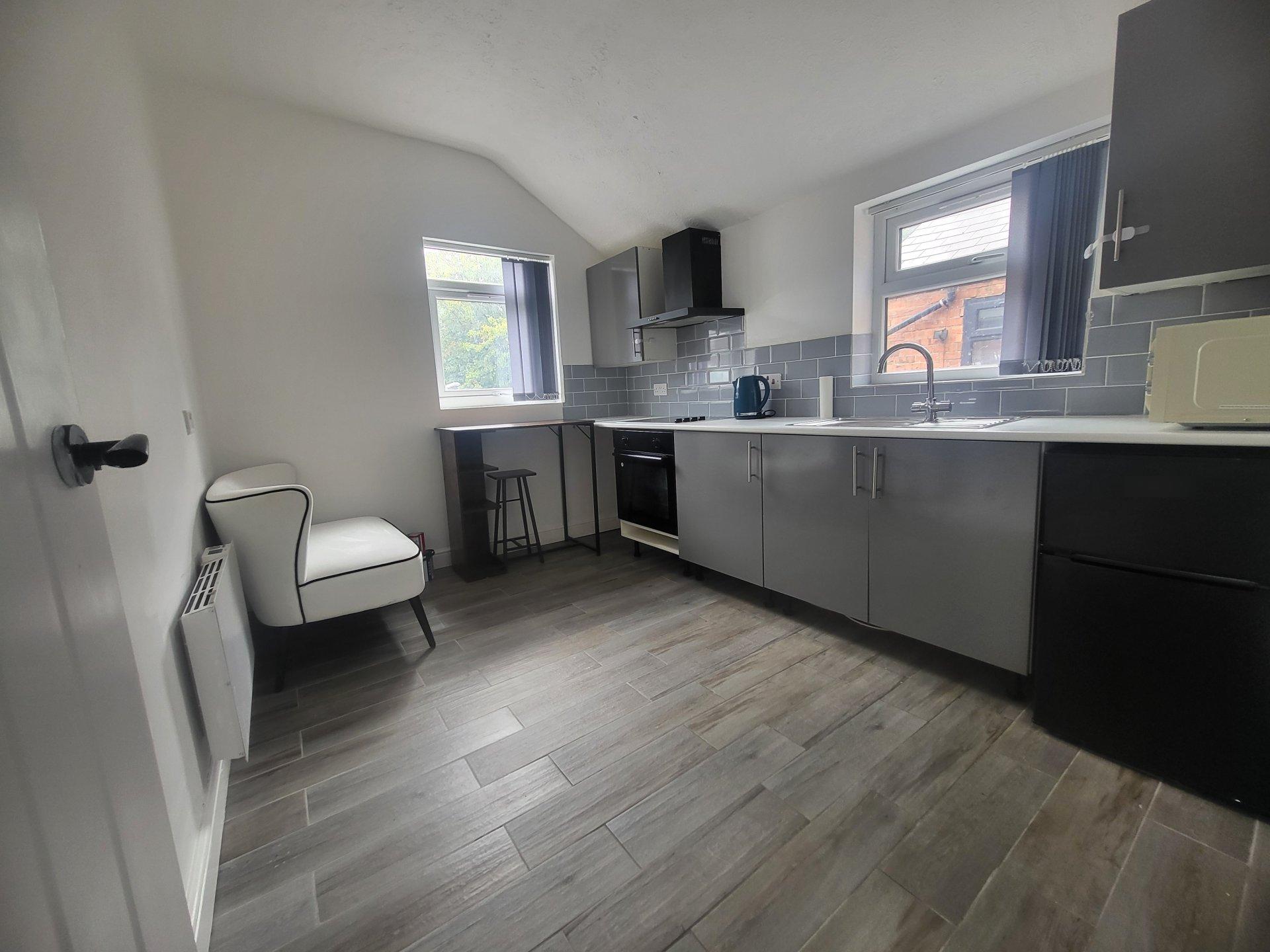 Flat Pershore Road in Birmingham