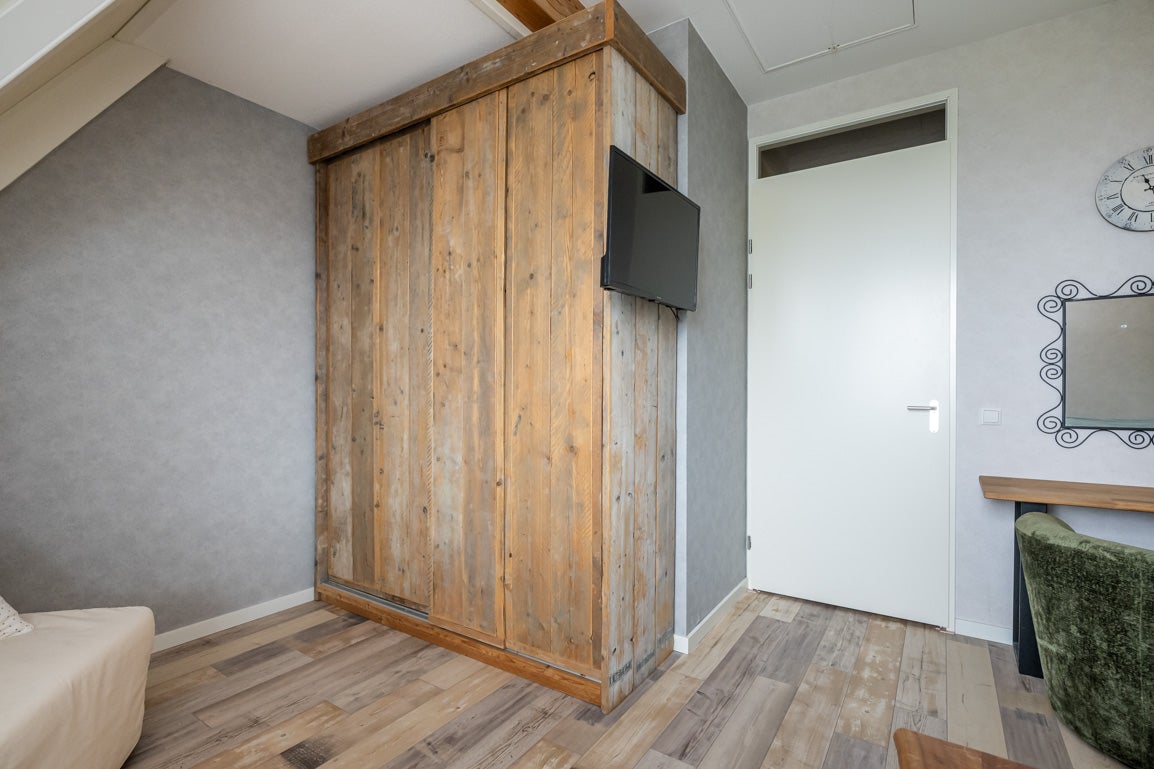 Tussenwoning te koop: Bergweg 13, Middelharnis