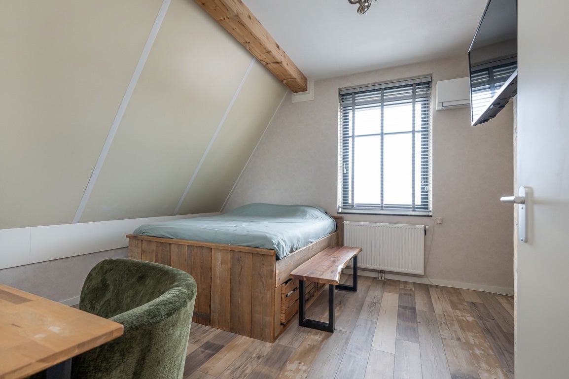 Tussenwoning te koop: Bergweg 13, Middelharnis