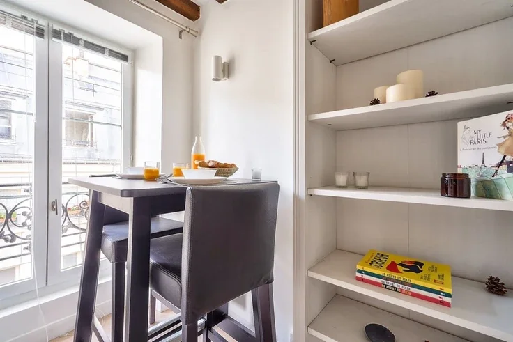 Appartement Rue de l'Échiquier à Paris