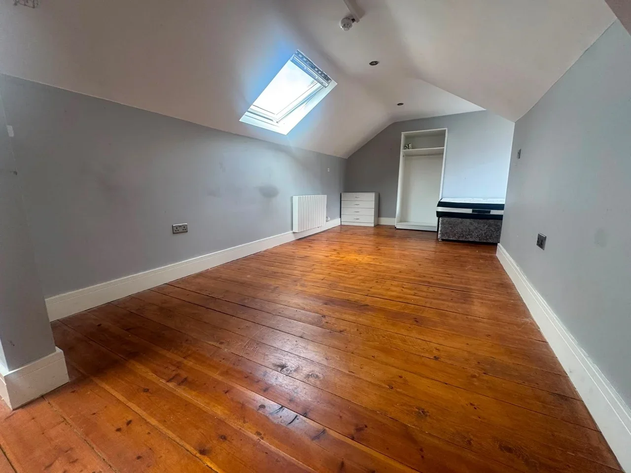 Room Guildford Street in Luton