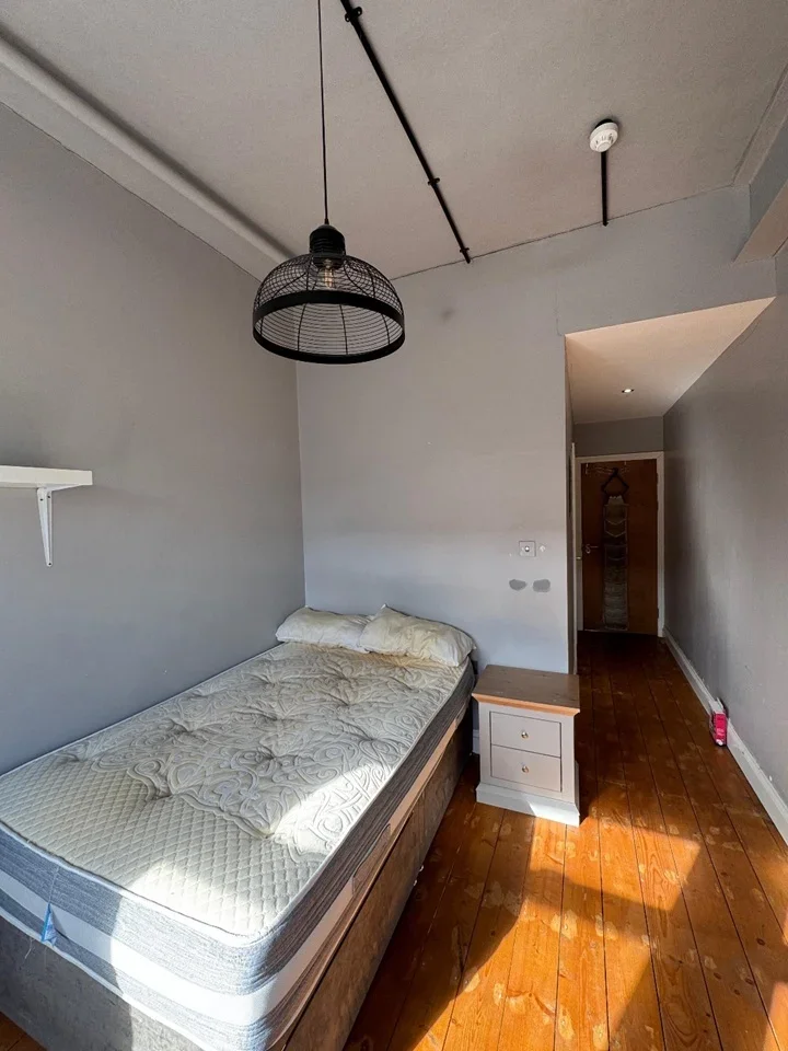 Room Guildford Street in Luton