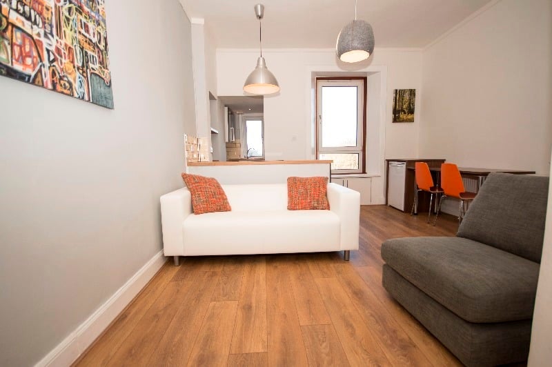 Flat Craigie Avenue in Ayr