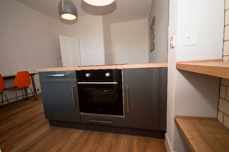 Flat Craigie Avenue in Ayr