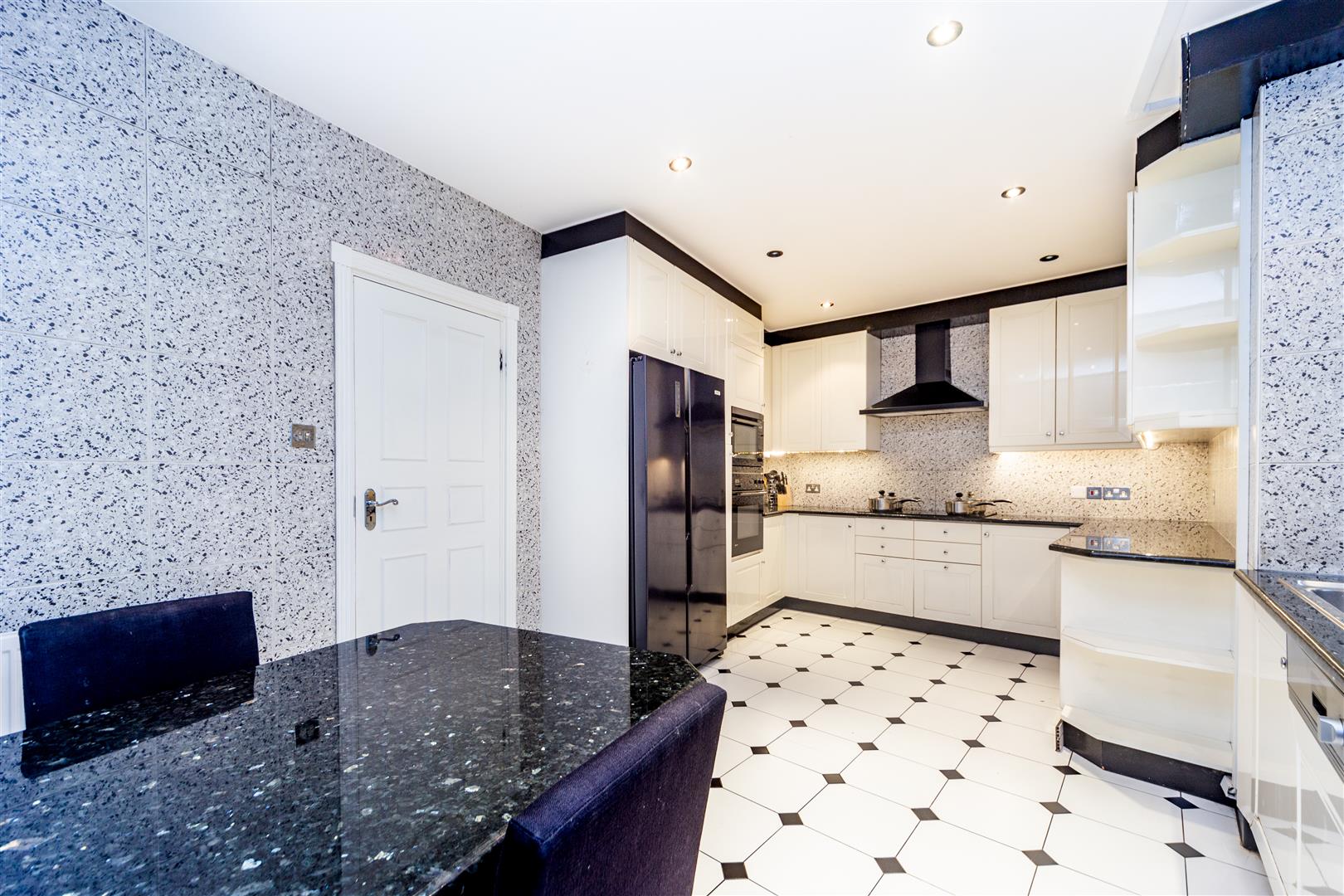 Flat Park Road in Greater London