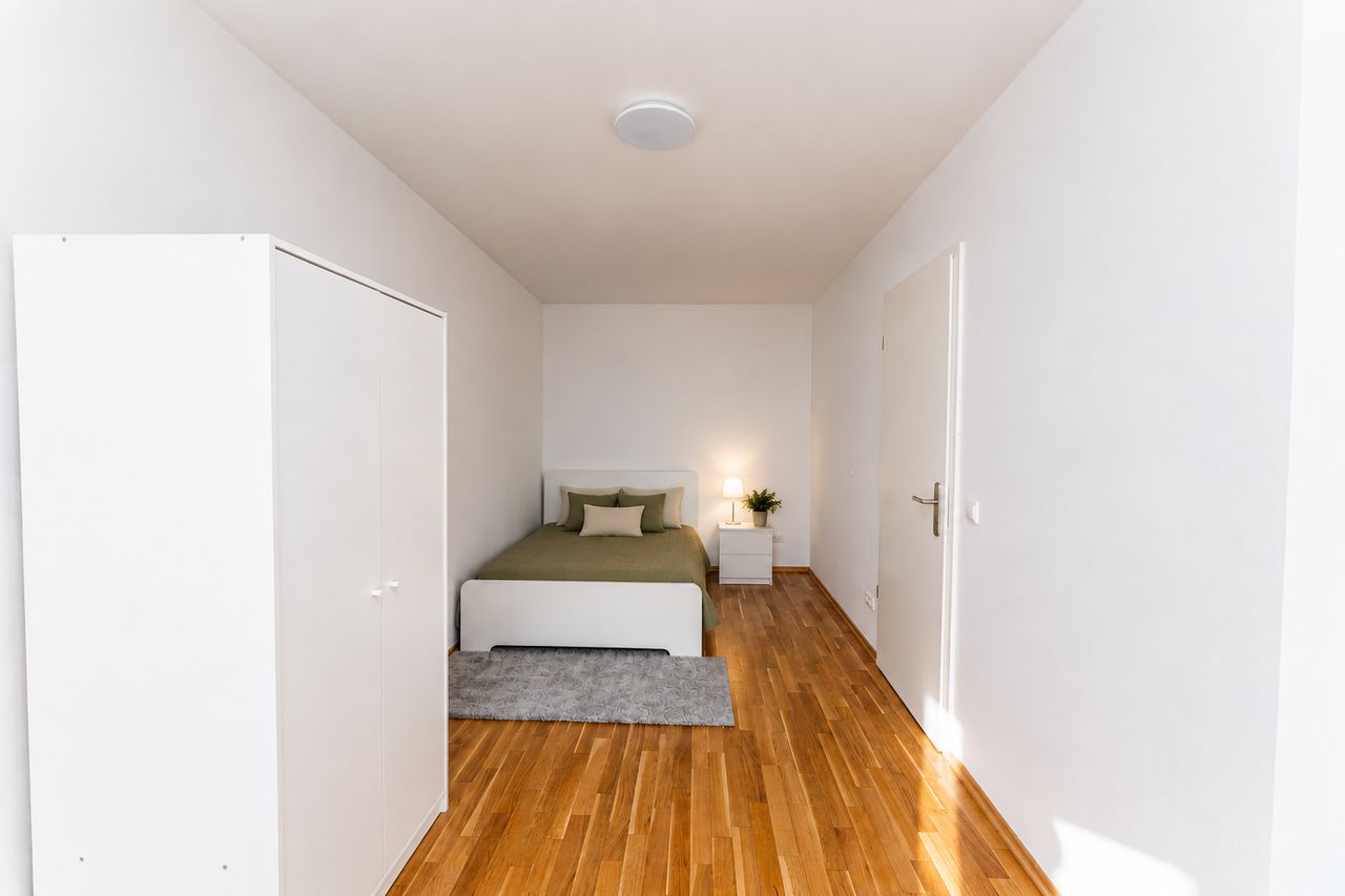 Zimmer Schnellerstraße in Berlin