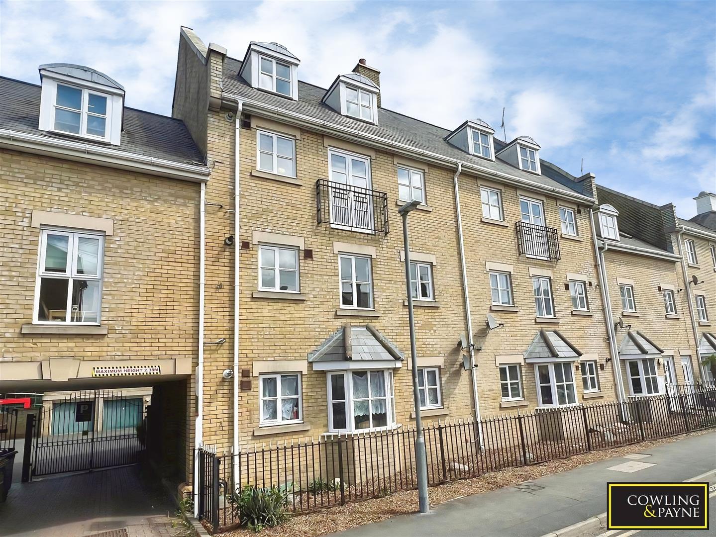 Flat New Writtle Street in Chelmsford