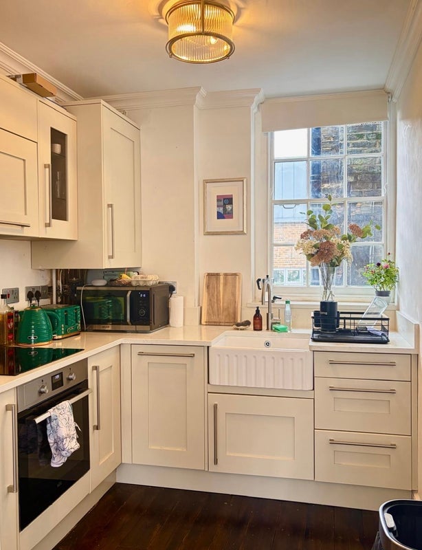 Room Whitecross Street in Greater London