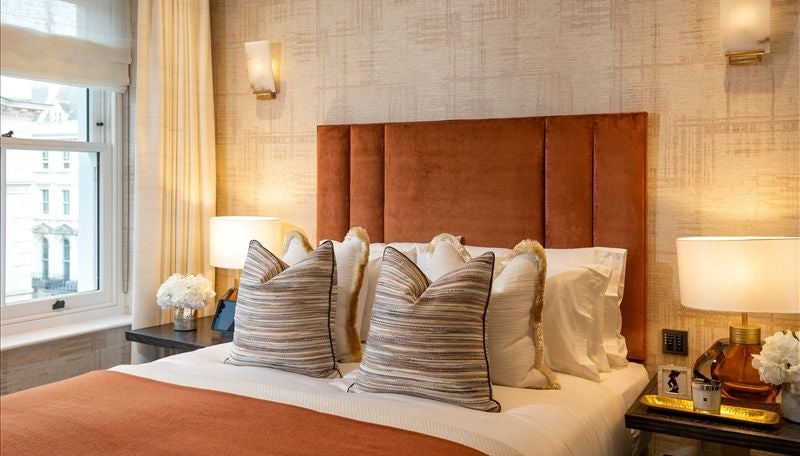 Flat Prince of Wales Terrace in Greater London