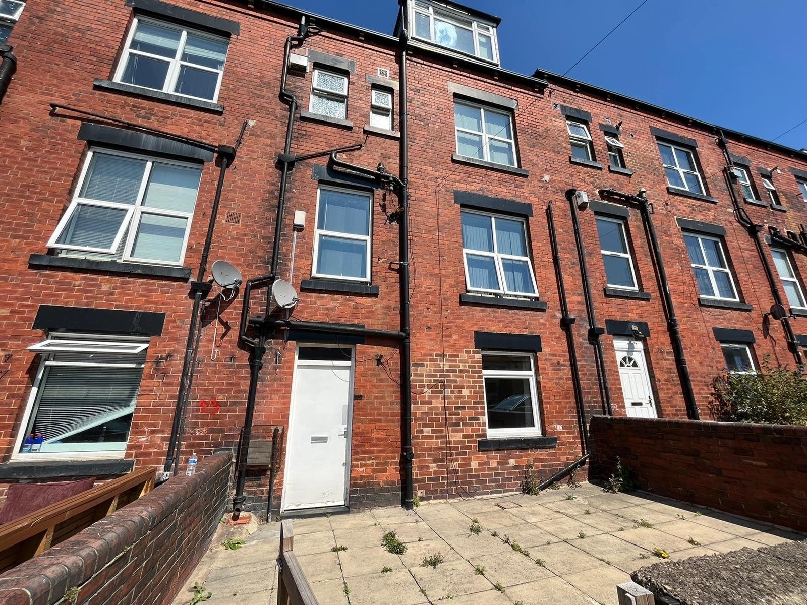 Flat Manor Terrace in Leeds