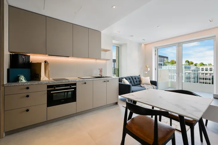 Flat Lewis Cubitt Walk in Greater London