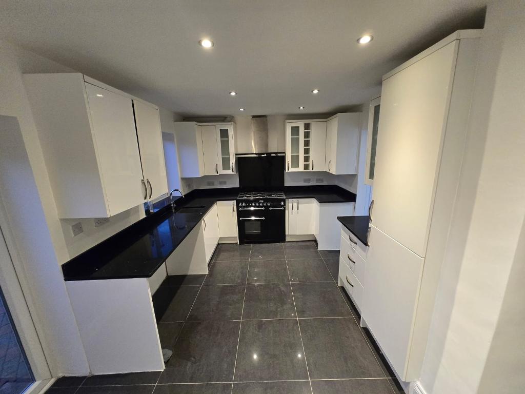 House Sandhurst Drive in Greater London