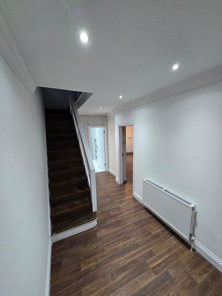 House Sandhurst Drive in Greater London