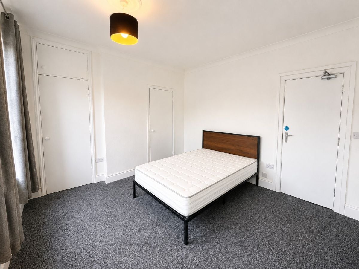 Room King's Road in Fenland District