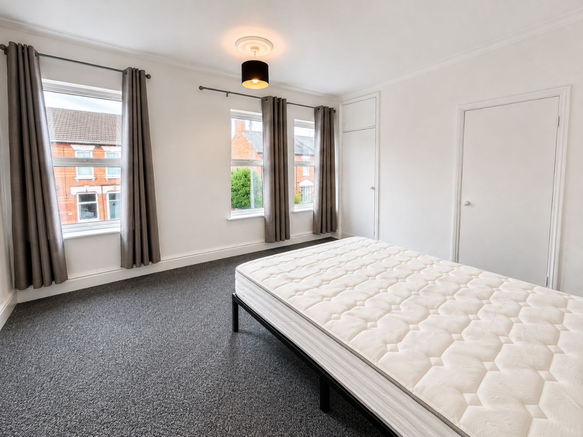 Room King's Road in Fenland District