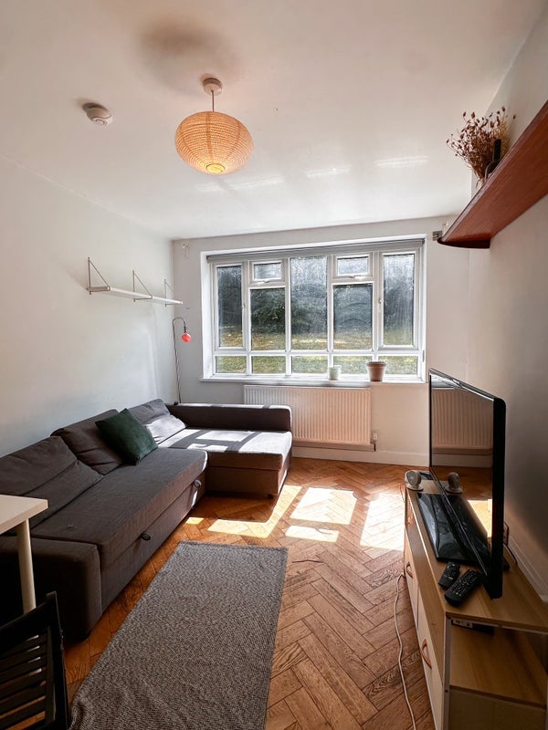 Room Lyndale in Greater London