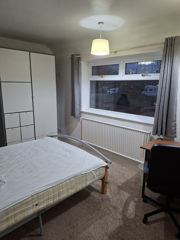 Room Saint Michael's Road in Newcastle-under-Lyme