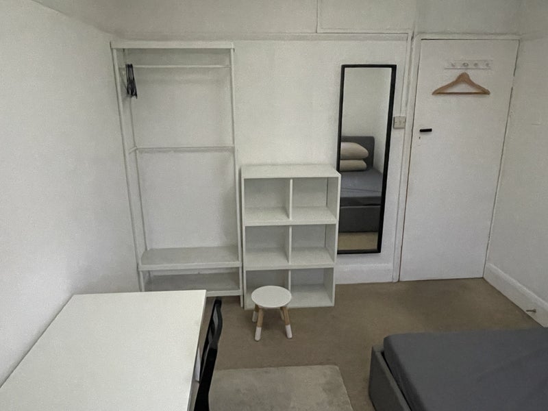 Room Lewin Road in Greater London