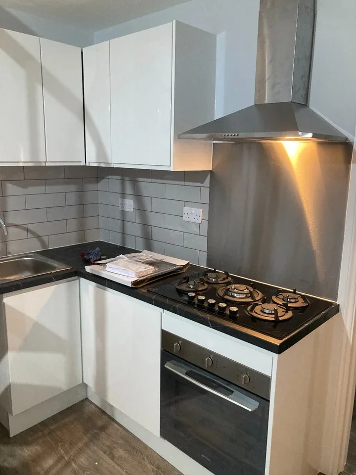 Flat Disraeli Crescent in High Wycombe