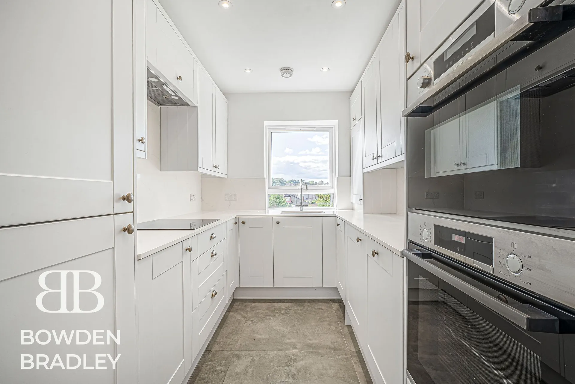 Flat Greenside Close in Greater London