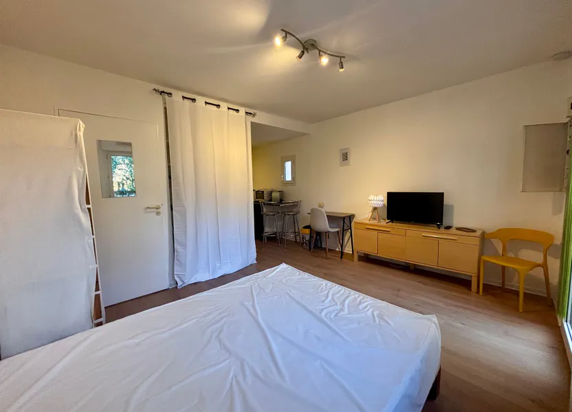 Room Rue Jean Richard Bloch in Poitiers