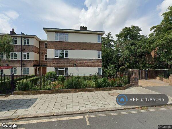 Flat Benhurst Court in Greater London
