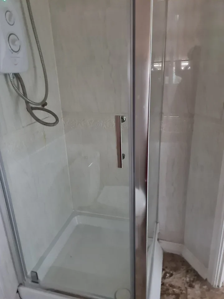 Room Warwick Way in Dartford