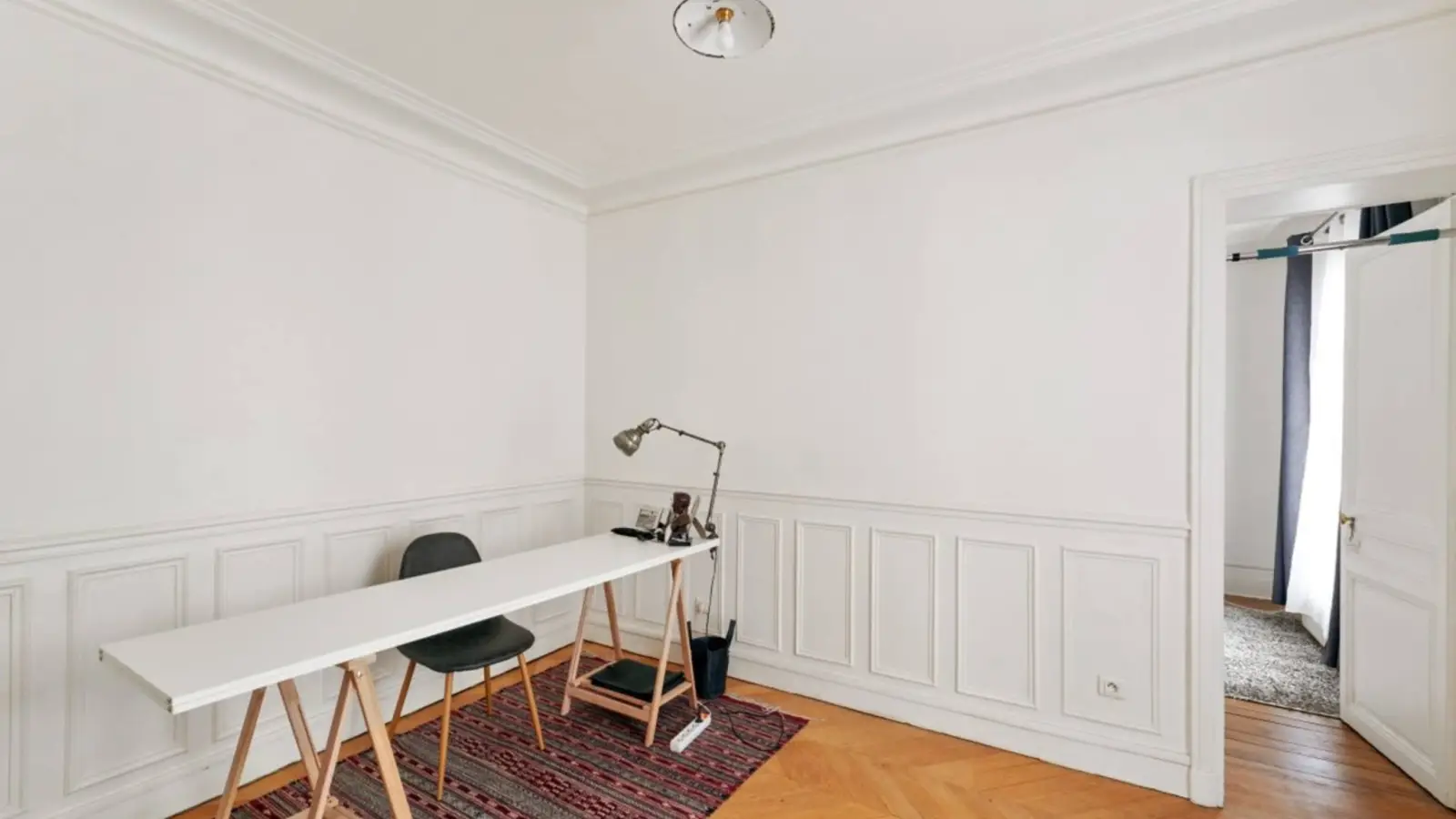 Appartement Rue Louise-Émilie de La Tour d'Auvergne à Paris