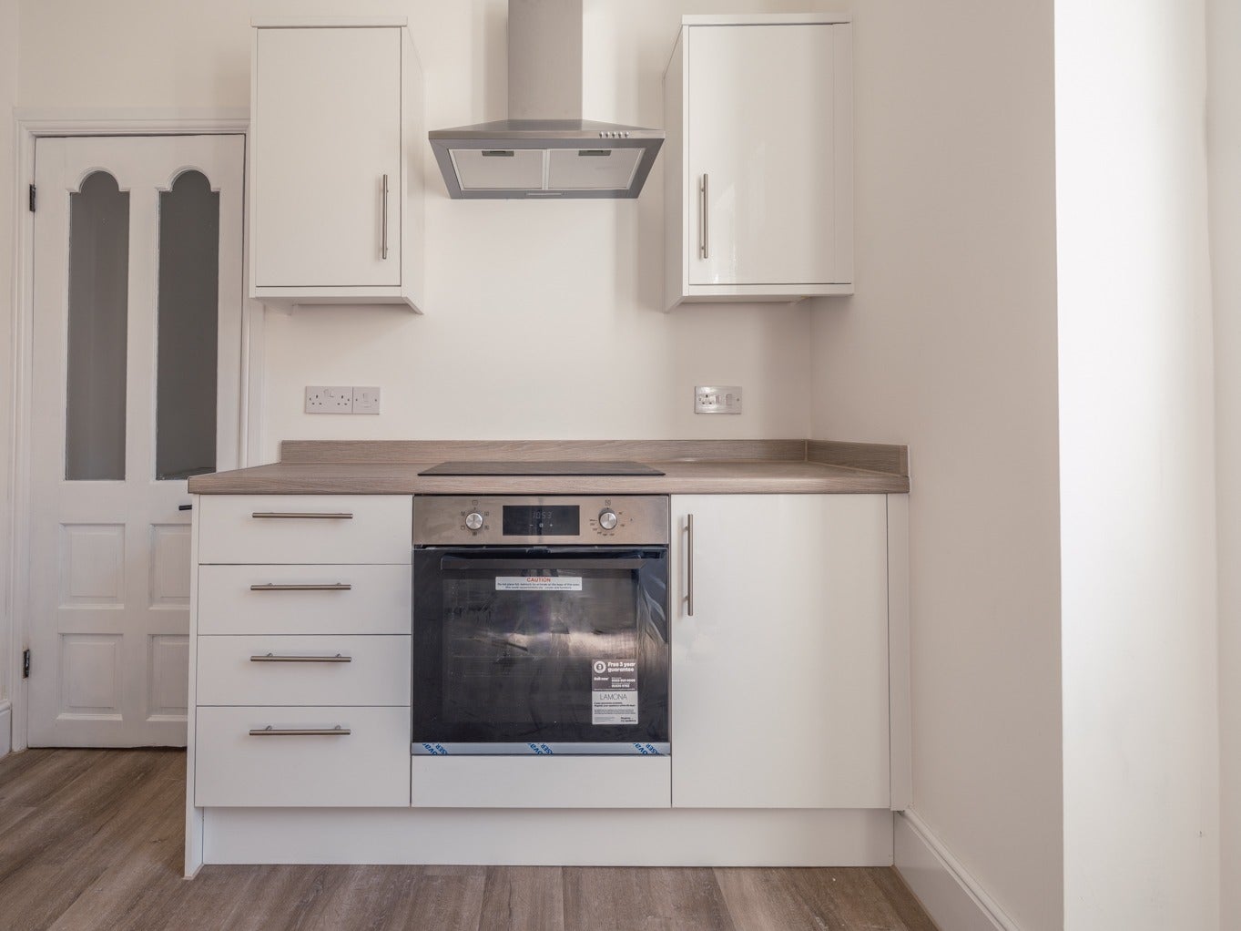 Flat Wingrove Avenue in Newcastle upon Tyne