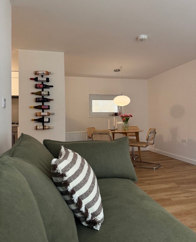 Room Shacklewell Lane in Greater London