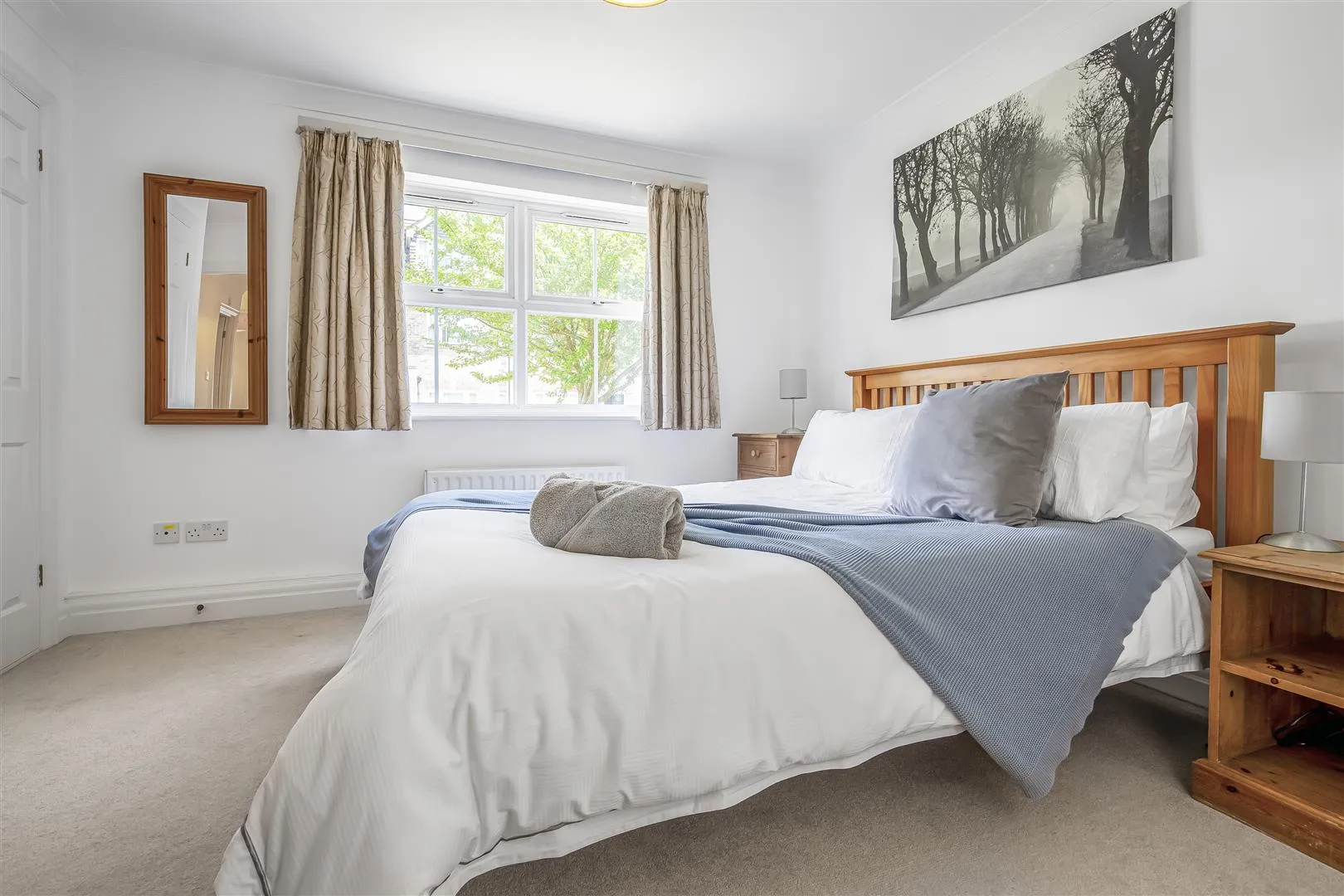 Flat Upper Richmond Road in Greater London