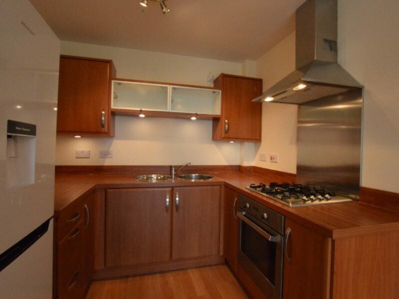 Flat Firpark Court in Glasgow