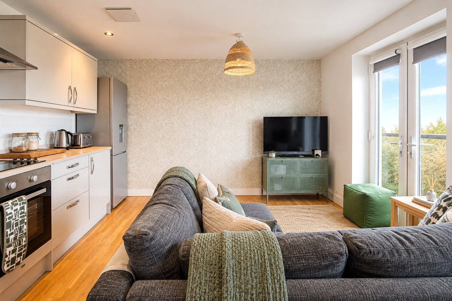 Flat Novers Hill in Bristol