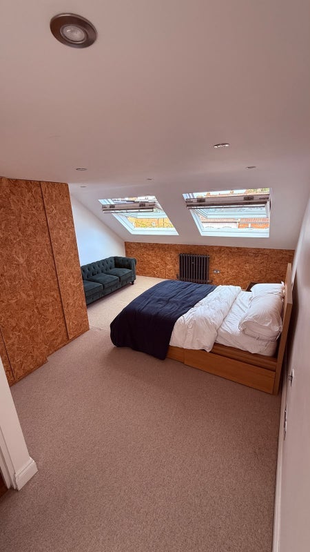 Room Gordon Road in Greater London