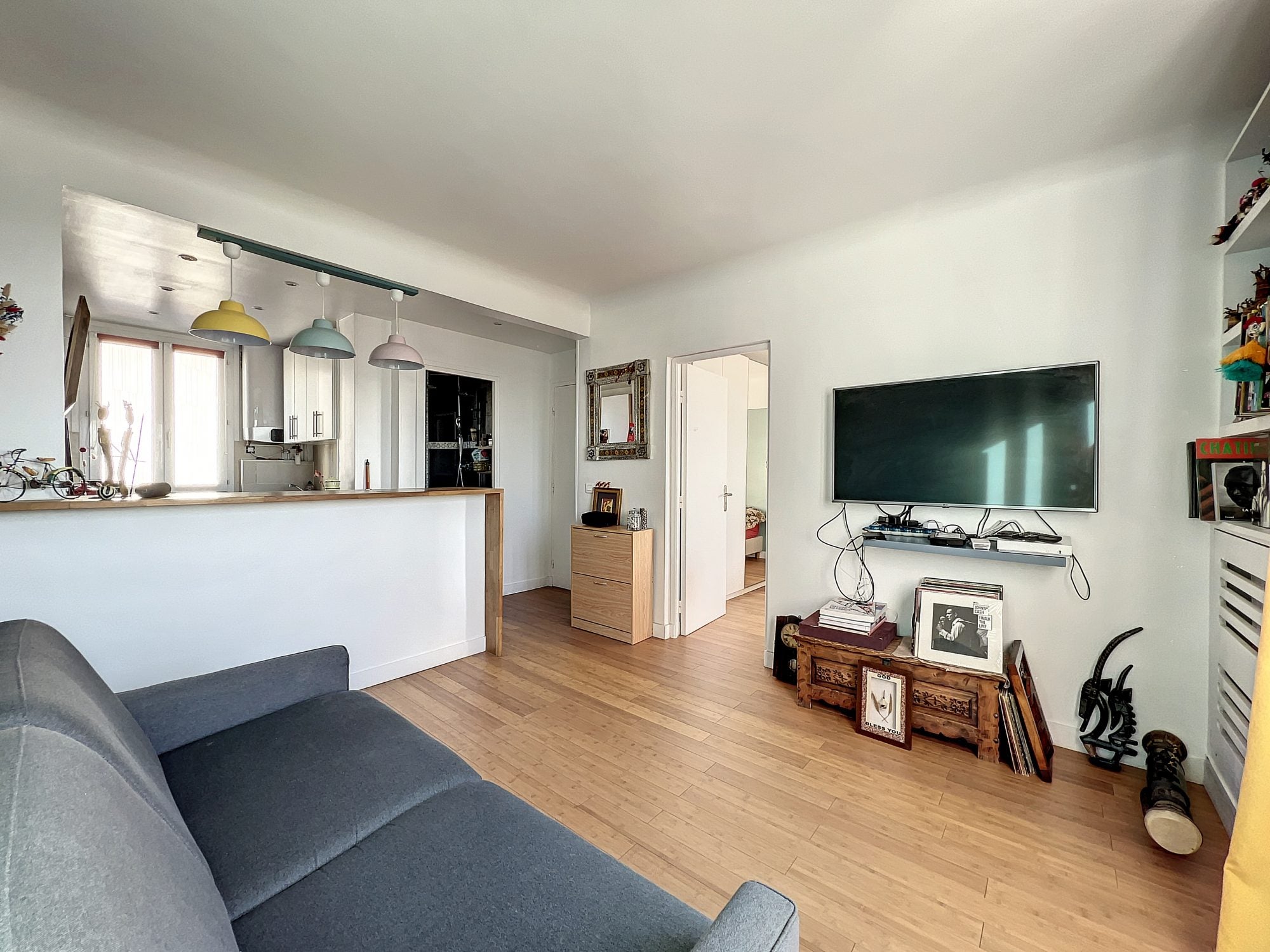 Flat Rue des Orteaux in Paris