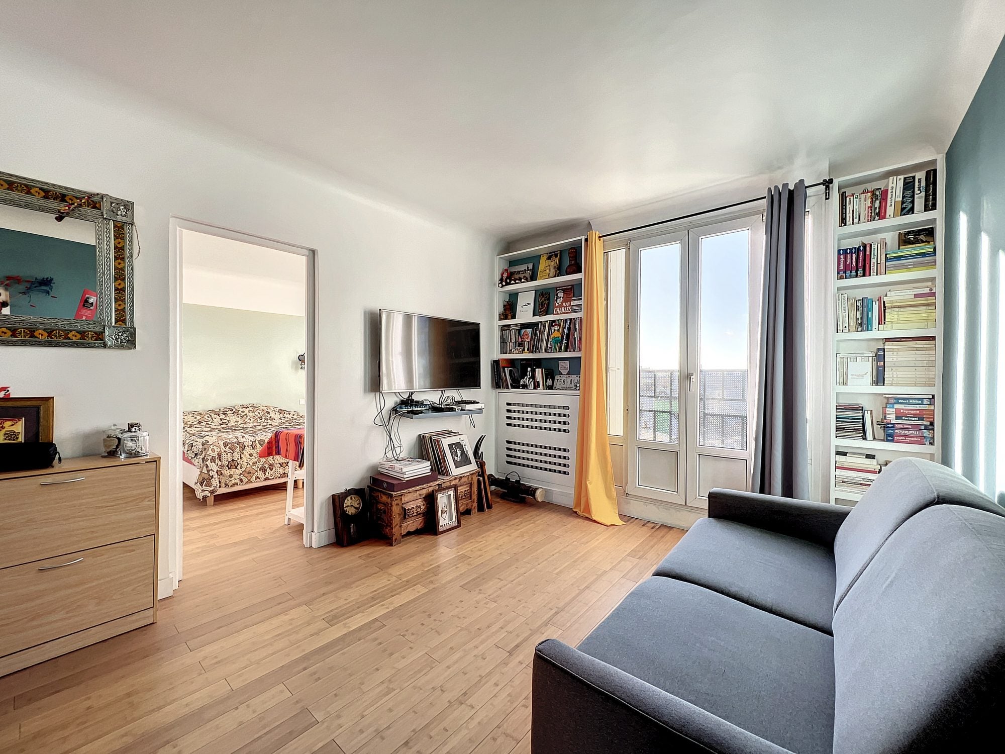 Flat Rue des Orteaux in Paris