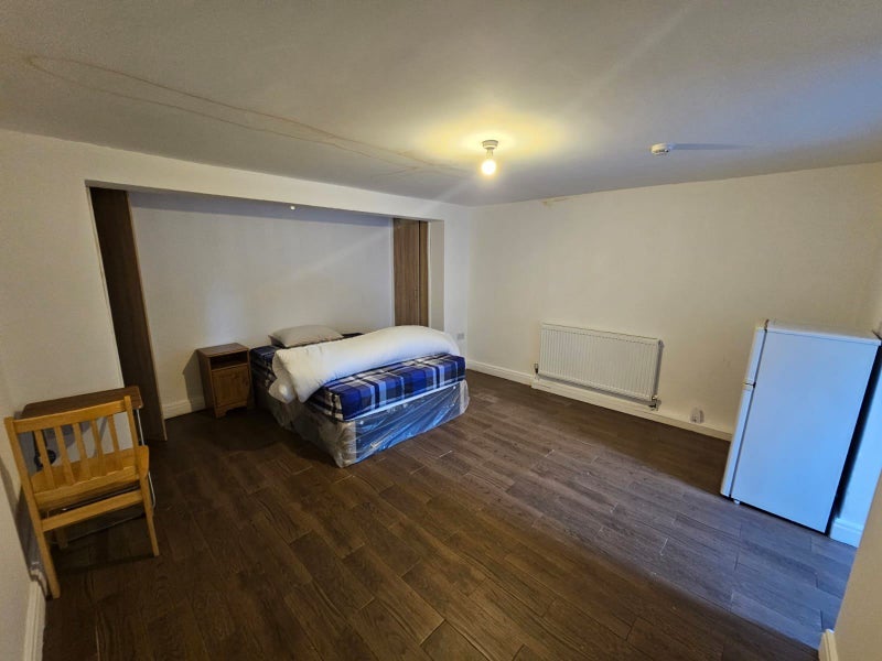 Room Gordon Road in Maidenhead