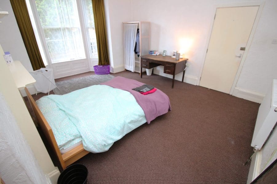 Flat Kensington Terrace in Leeds