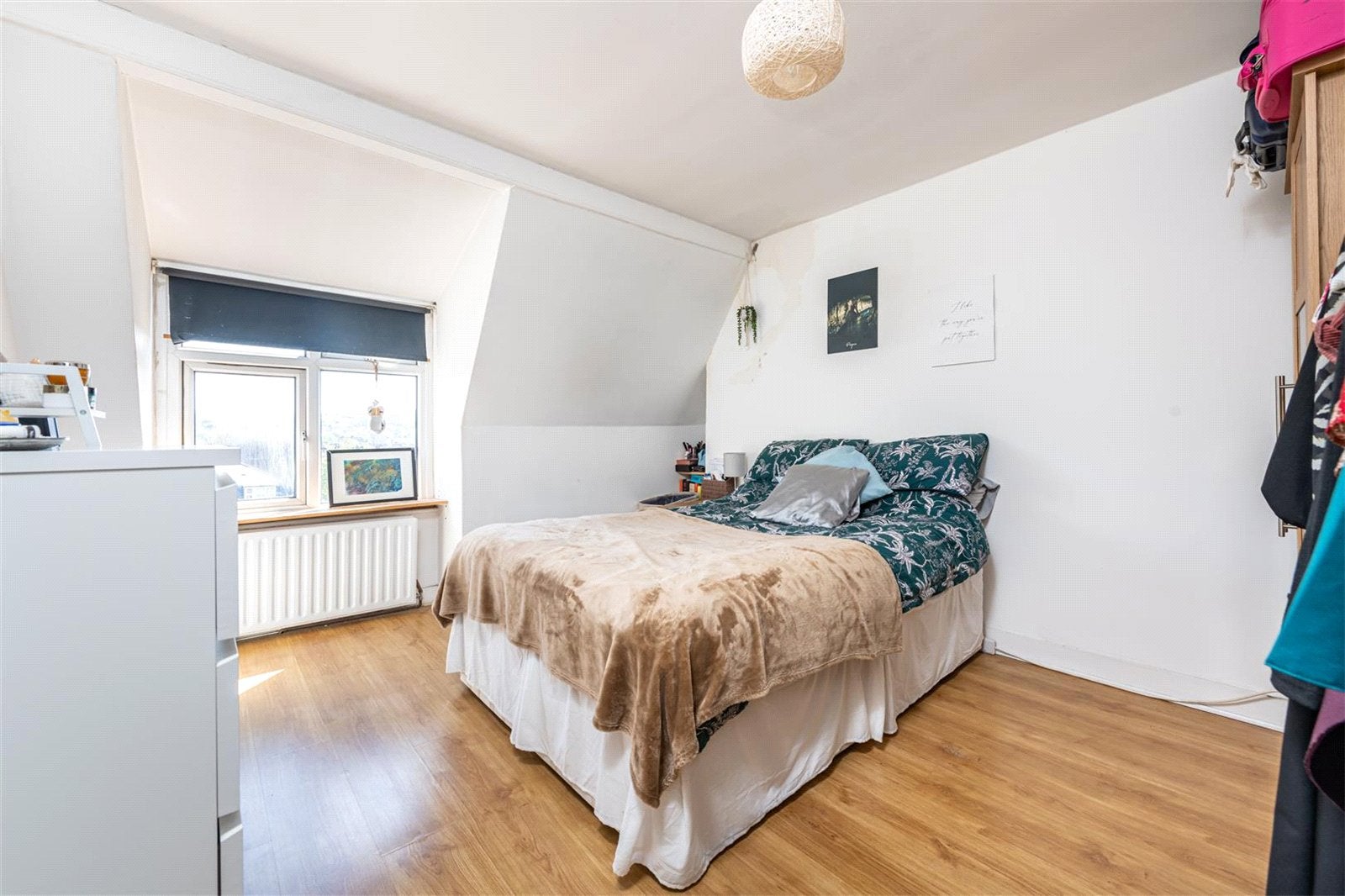 Flat Streatham High Road in Greater London