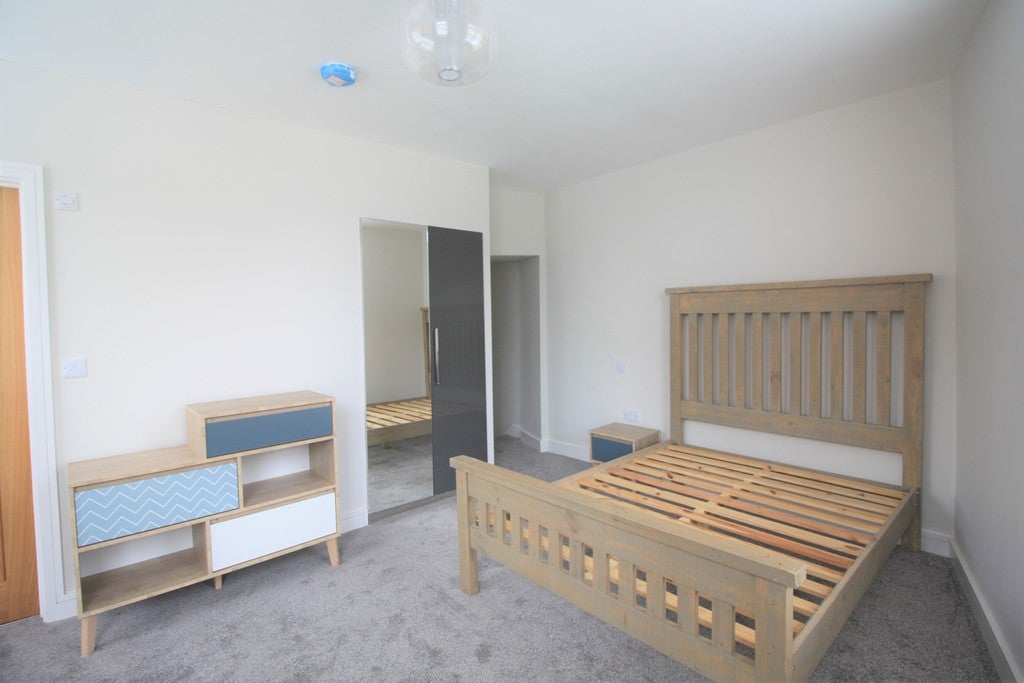 Flat Egerton Drive in Upton-By-Chester